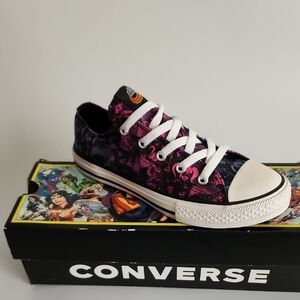 Converse Purple and Black Sneakers with Classic Canvas Design